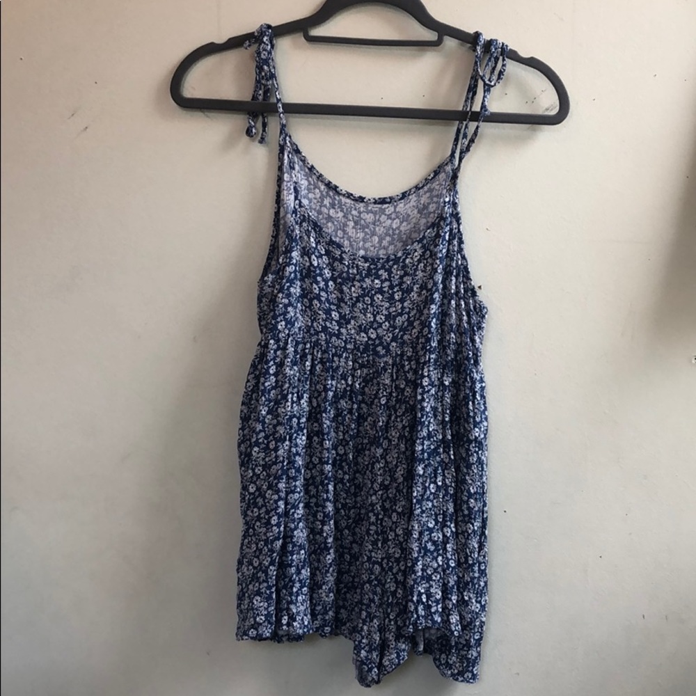 Urban Outfitters Blue Floral Romper - Picture 2 of 4